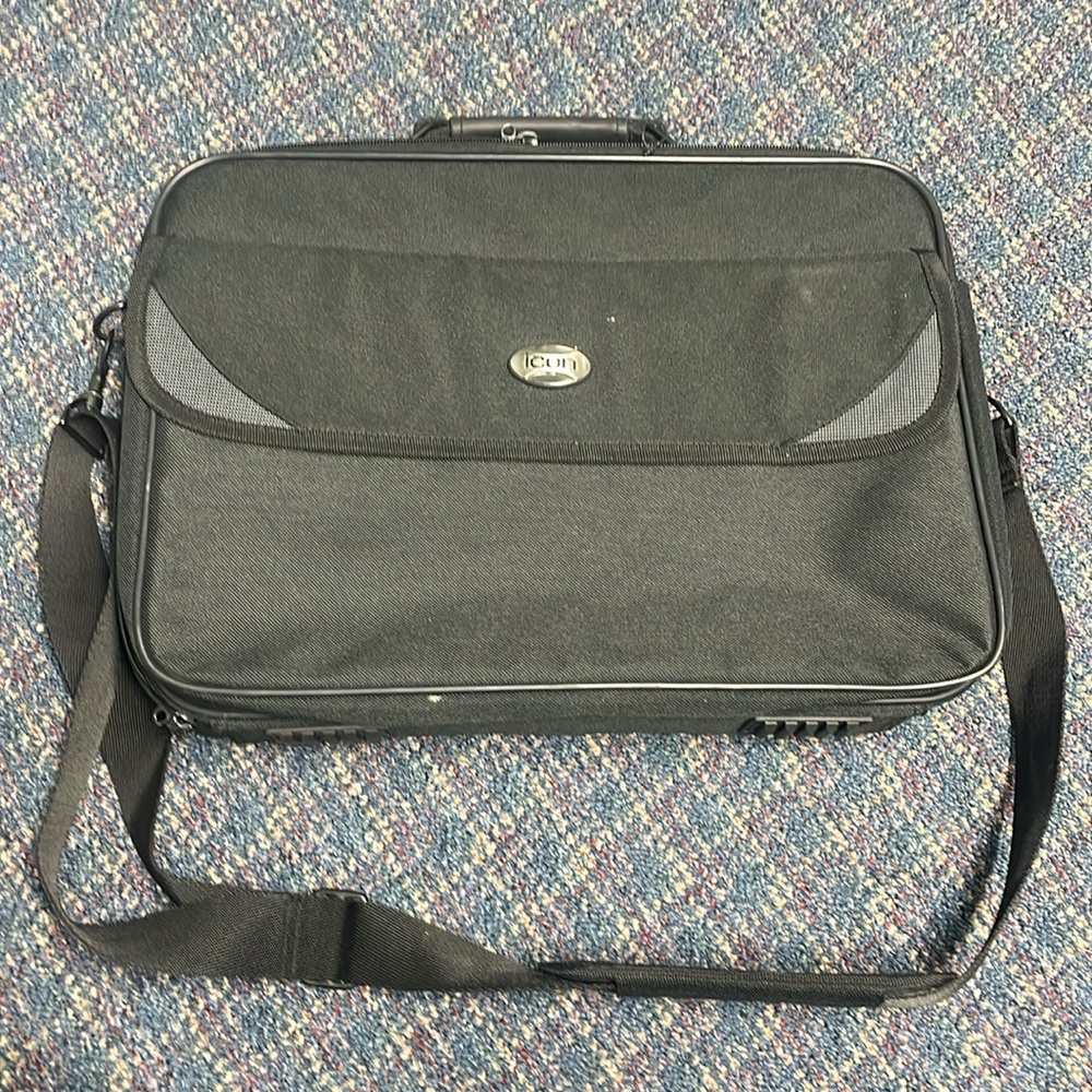 Preloved Icon Laptop Bag - Black